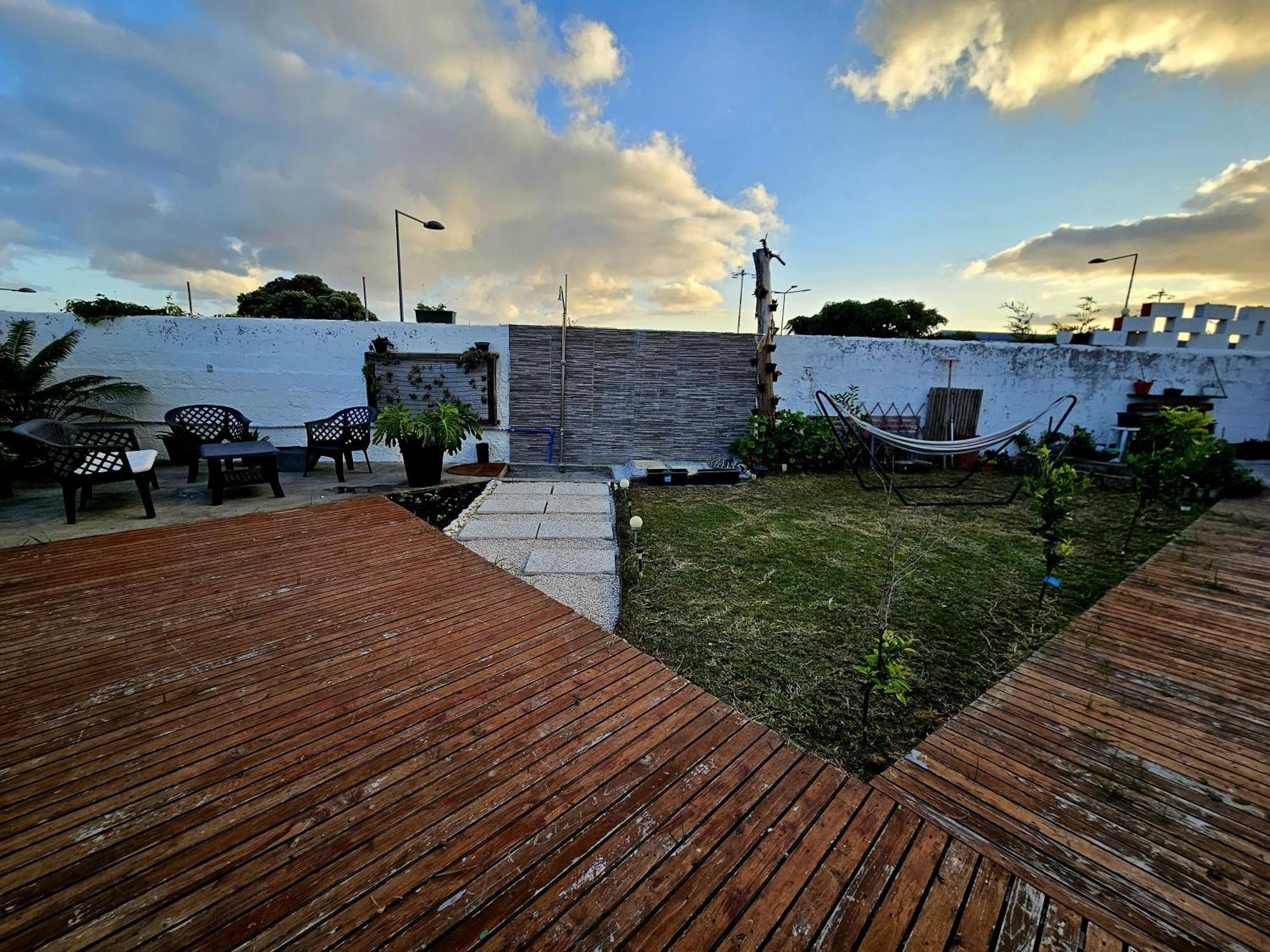 Al - Studio To Travelers Ponta Delgada Buitenkant foto